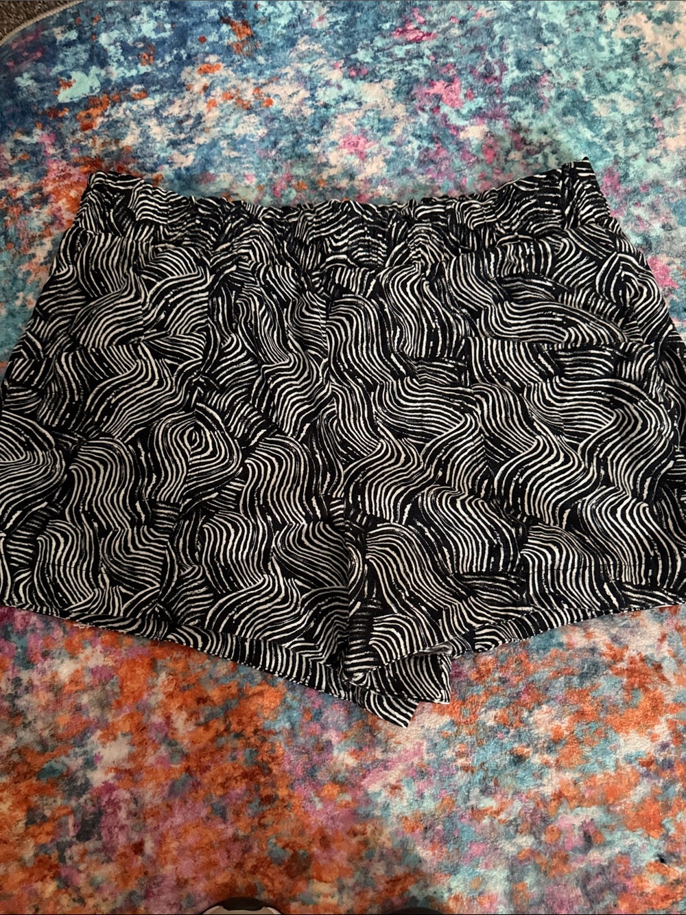 a new day Black & White High-Waist Wave-Print Shorts